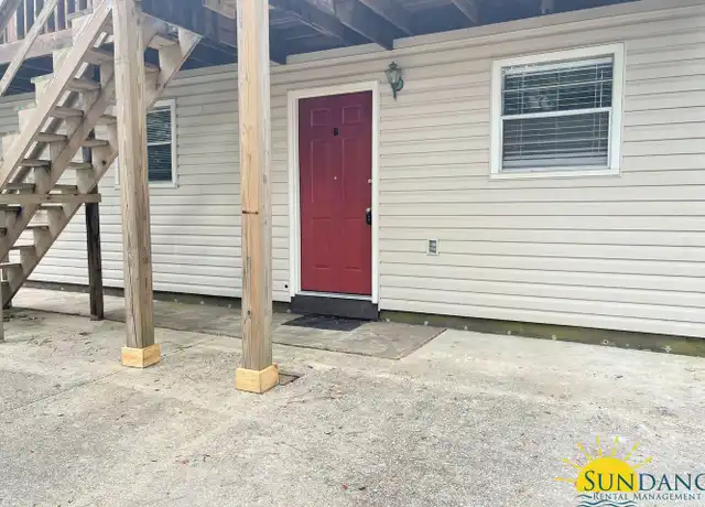 Property at 803 Sunset Blvd W, Fort Walton Beach, FL, 32547, 2 beds, 1 bath, [object Object]