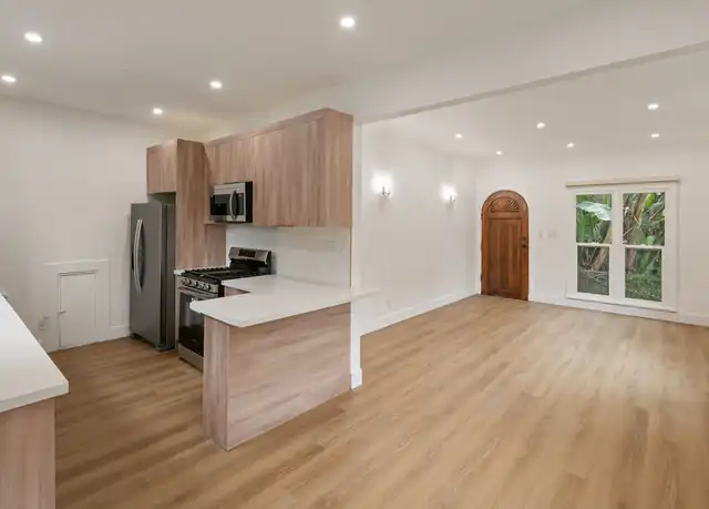 Property at 5727 Carlton Way, Los Angeles, CA, 90028, 1 bed, 1 bath, [object Object]