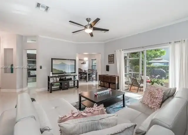 Property at 5675 NW 120th Ter, Coral Springs, FL, 33076, 3 beds, 2.5 baths, [object Object]