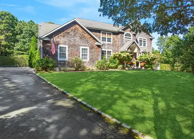 Property at 138 Malloy Dr, East Quogue, NY, 11942, 5 beds, 4 baths, [object Object]
