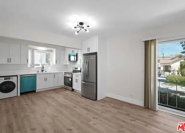 Property at 1031 Laurel Ave Unit 1, West Hollywood, CA, 90046, 3 beds, 2 baths, [object Object]