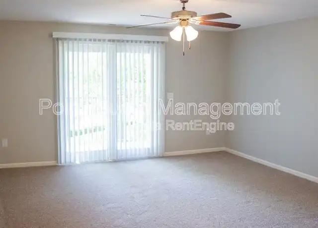 Property at 1402 Lee Dr Unit 78, Bellevue, NE, 68005, 1 bed, 1 bath, [object Object]