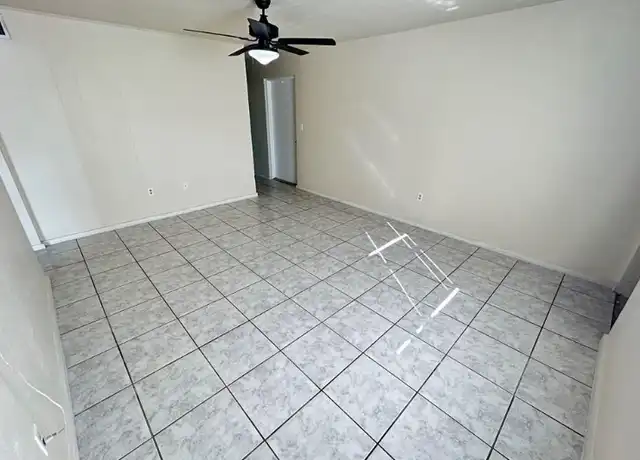 Property at 2828 Jackson St Unit C7, Fort Myers, FL, 33901, 2 beds, 2 baths, [object Object]
