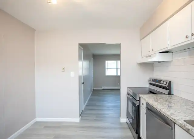 Property at Orchard Apartments - 2979 Columbus St, Grove City, OH, 43123, 2 beds, 1 bath, [object Object]