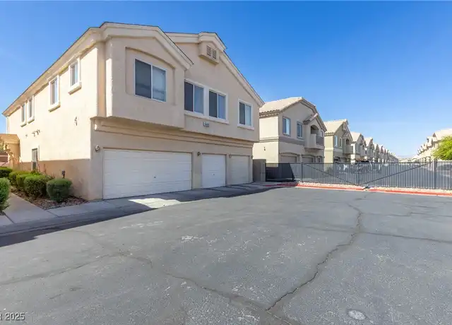 Property at 6409 Stone Dry Ave #103, Henderson, NV, 89011, 3 beds, 2.5 baths, [object Object]