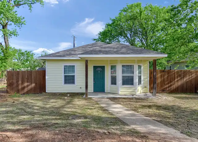 Property at 311 E Shepherd St, Denison, TX, 75021, 3 beds, 2 baths, [object Object]