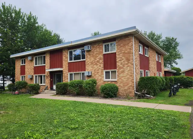 Property at 1830 Wheaton St Unit 3, Chippewa Falls, WI, 54729, 2 beds, 1 bath, [object Object]
