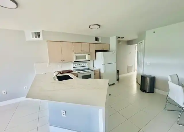 Property at 909 SW 47th Ter Apt 102, Cape Coral, FL, 33914, 2 beds, 2 baths, [object Object]