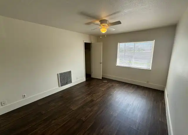 Property at 220 S Elm St Unit 13, Spokane, WA, 99201, 0 beds, 1 bath, [object Object]