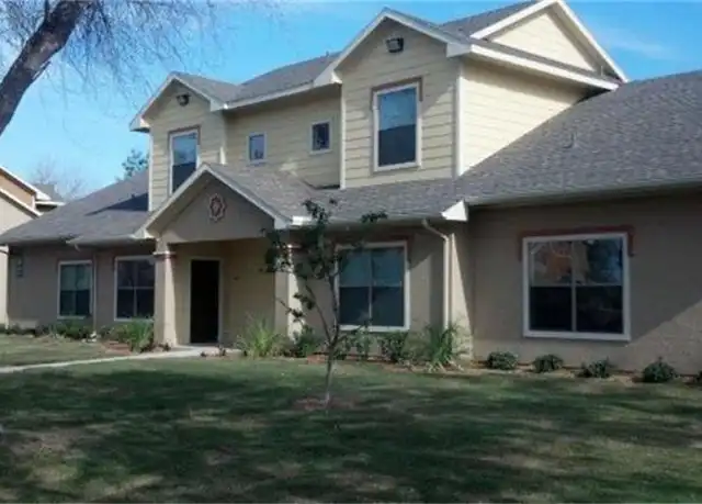Property at 2100 Grapefruit St, Brownsville, TX, 78521, 2 beds, 1 bath, [object Object]