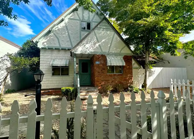 Property at 429 SW 6th St, Corvallis, OR, 97333, 3 beds, 1 bath, [object Object]
