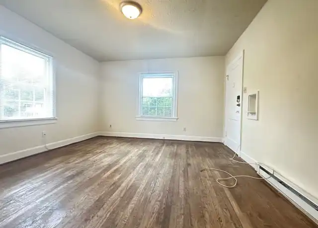 Property at 287 Bassett Ave Unit 2, Lexington, KY, 40502, 1 bed, 1 bath, [object Object]