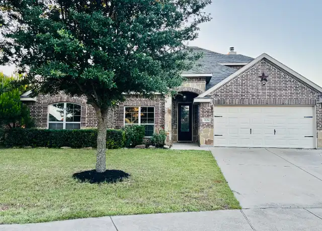 Property at 1624 Yukon Dr, Burleson, TX, 76028, 4 beds, 2.5 baths, [object Object]