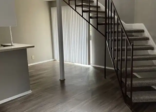Property at 1818 Judson Rd Unit B-2, Longview, TX, 75605, 1 bed, 1.5 baths, [object Object]