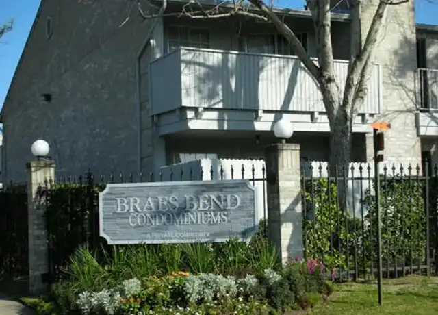 Property at 10767 Braes Bend Dr, Houston, TX, 77071, 2 beds, 2 baths, [object Object]