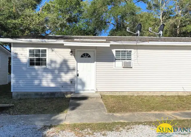 Property at 794 Navy St, Fort Walton Beach, FL, 32547, 2 beds, 1 bath, [object Object]