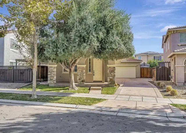 Property at 165 W Questa Trl, Tracy, CA, 95391, 4 beds, 2.5 baths, [object Object]