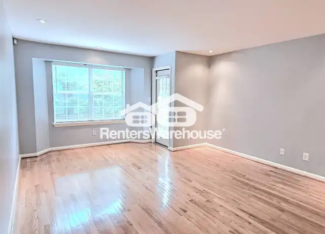 Property at 2060 Chastain Park Ct NE, Atlanta, GA, 30342, 1 bed, 1 bath, [object Object]