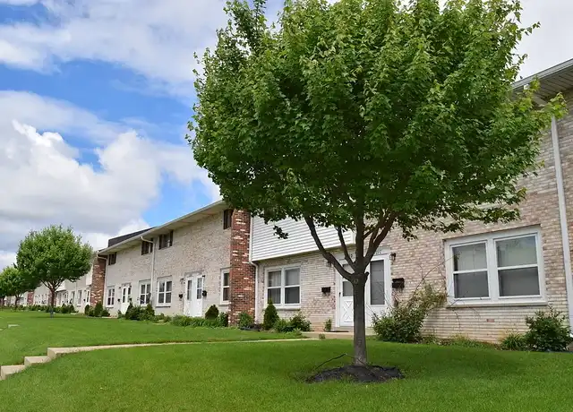 Property at Halsted Park Apartments and Townhomes - 2535 Halsted Rd, Rockford, IL, 61101, 1-3 bed, 1-1.5 bath, [object Object]