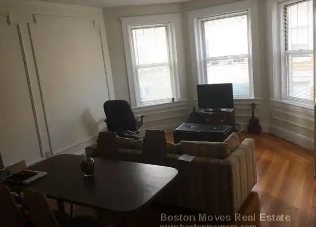 Property at 90 Maple St Unit 3, Malden, MA, 02148, 1 bed, 1 bath, [object Object]