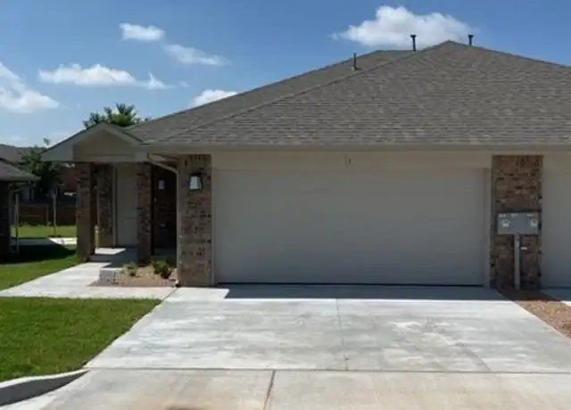 Property at 19601 N Pennsylvania Ave Unit J, Edmond, OK, 73012, 3 beds, 2 baths, [object Object]