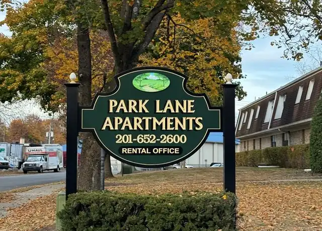 Property at 433 Park Ln, Warwick, NY, 10990, 2 beds, 1 bath, [object Object]