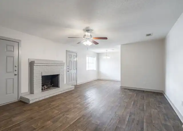 Property at 6550 Lexington Dr Unit 315, Beaumont, TX, 77706, 2 beds, 2 baths, [object Object]