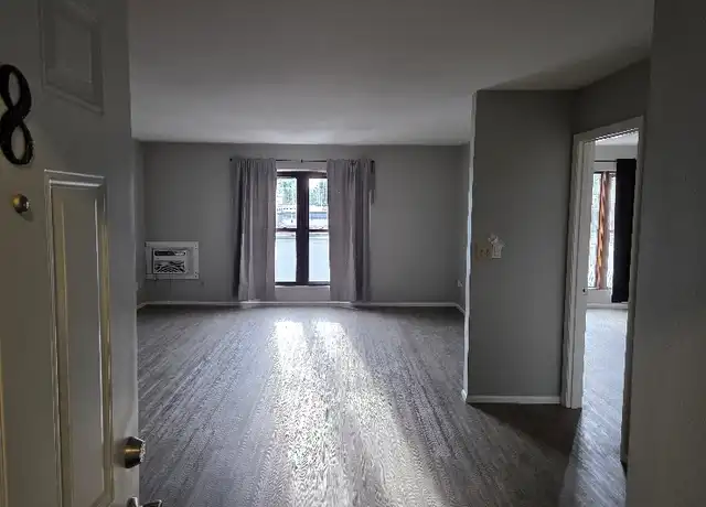 Property at 1312 E Wilson Ave Unit 8, Peoria, IL, 61603, 1 bed, 1 bath, [object Object]