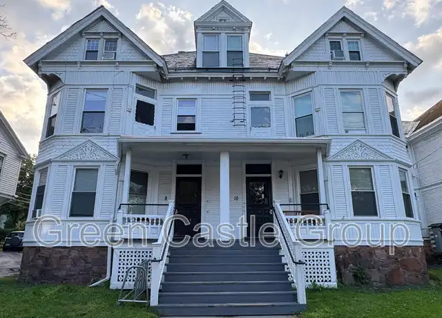 Property at 8-10 S Willard St Unit 8 1, Burlington, VT, 05401, 3 beds, 1 bath, [object Object]