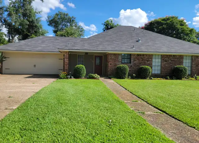 Property at 710 Carriage Dr, Tyler, TX, 75703, 3 beds, 2 baths, [object Object]