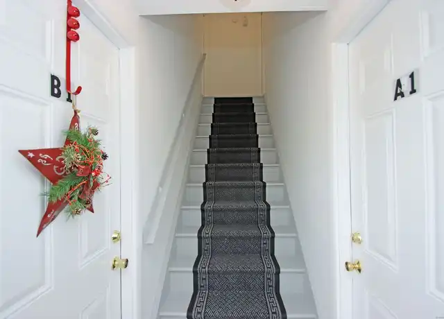 Property at 10 Knox St Unit A-2, West Haven, CT, 06516, 2 beds, 1 bath, [object Object]