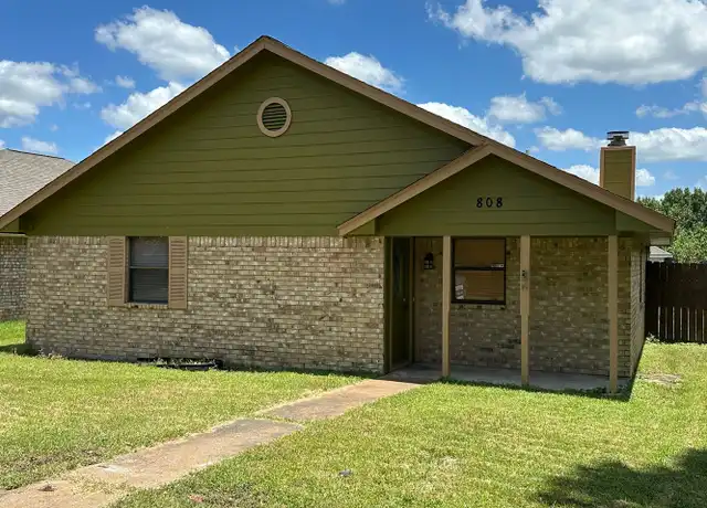 Property at 808 Camellia Ct, College Station, TX, 77840, 3 beds, 2 baths, [object Object]