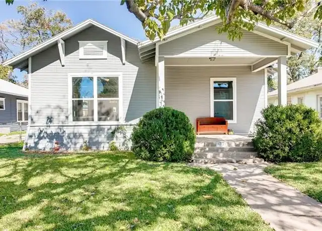Property at 1821 W 10th St, Dallas, TX, 75208, 2 beds, 2 baths, [object Object]