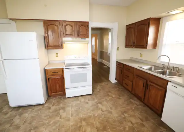 Property at 326 S 4th St, Richmond, IN, 47374, 3 beds, 1.5 baths, [object Object]