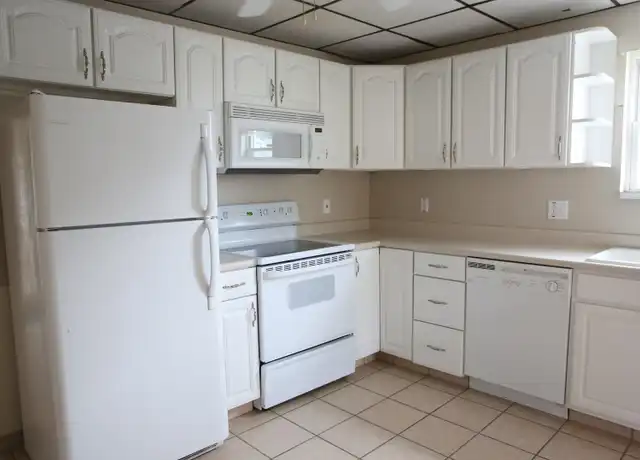 Property at 1234 Main St Unit 2R, Dickson City, PA, 18519, 1 bed, 1 bath, [object Object]