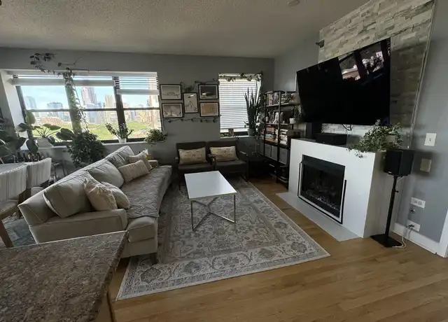 Property at 1529 S State St Unit 8G, Chicago, IL, 60605, 2 beds, 2 baths, [object Object]