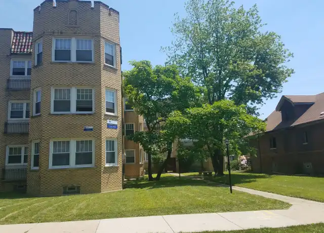 Property at 10983 S Church St Unit 2C, Chicago, IL, 60643, 2 beds, 1 bath, [object Object]