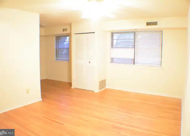 Property at 3411 Cresson St Unit 4, Philadelphia, PA, 19129, 2 beds, 1 bath, [object Object]