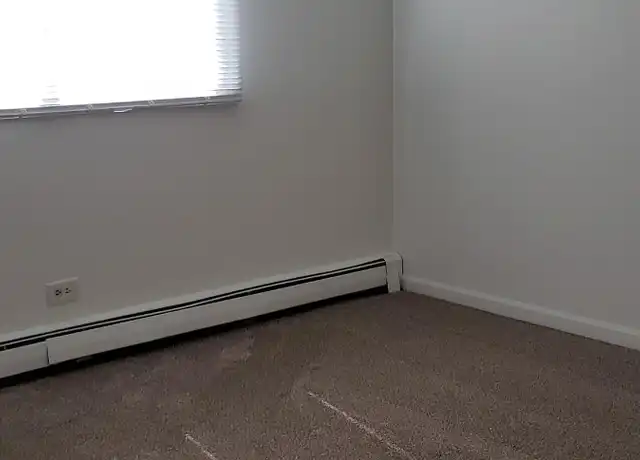Property at 1920 Mark Ave, Elgin, IL, 60123, 2 beds, 1 bath, [object Object]