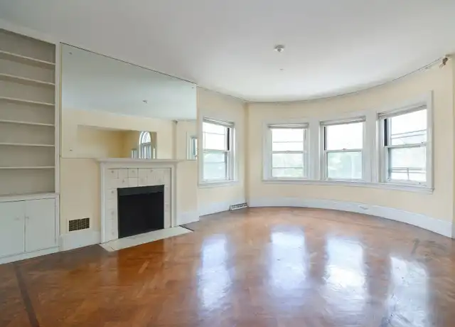 Property at 927 Beacon St, Boston, MA, 02215, 4 beds, 1 bath, [object Object]