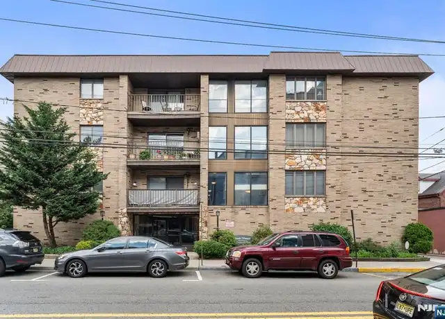 Property at 314 Palisade Ave Unit 2A, Cliffside Park, NJ, 07010, 2 beds, 2 baths, [object Object]