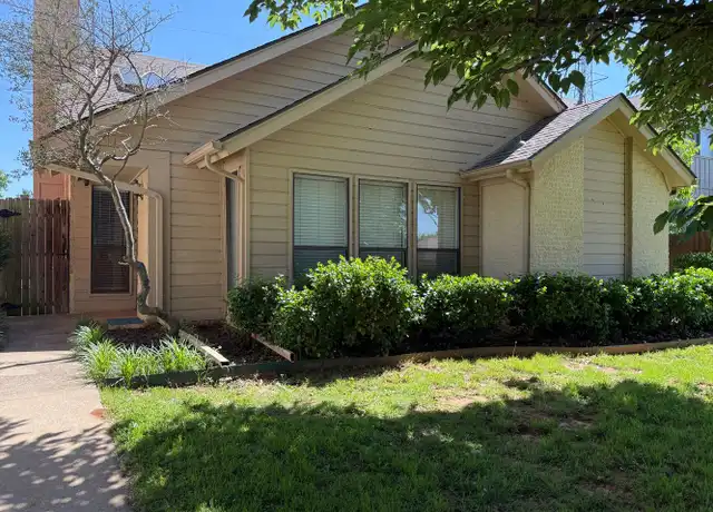 Property at 7332 NW 101st St, Oklahoma City, OK, 73162, 3 beds, 2 baths, [object Object]
