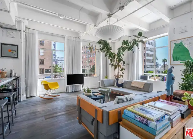 Property at 6253 Hollywood Blvd #302, Los Angeles, CA, 90028, 2 beds, 2 baths, [object Object]