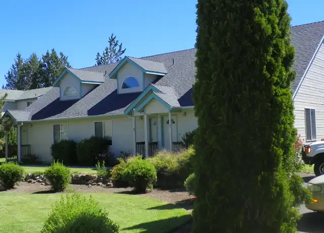Property at 1426 NE Tucson Way Unit 01, Bend, OR, 97701, 2 beds, 1.5 baths, [object Object]