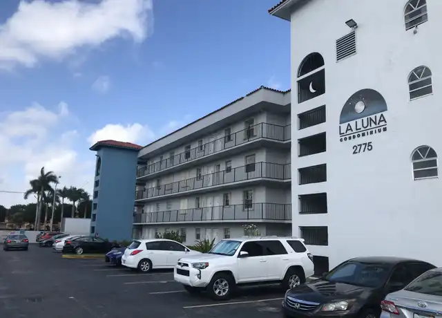 Property at 2775 W 52nd St #410, Hialeah, FL, 33016, 2 beds, 1 bath, [object Object]