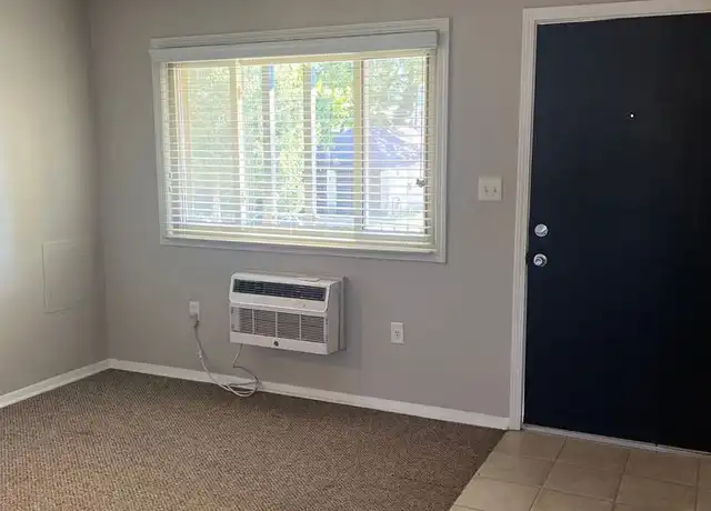 Property at 10 Indian Springs Dr, Columbus, OH, 43214, 1 bed, 1 bath, [object Object]