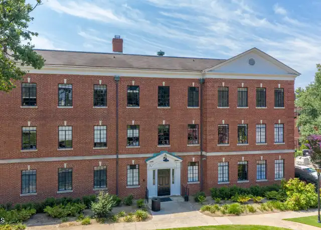 Property at 817 Hillsborough St Unit 2a Gold, Raleigh, NC, 27603, 2 beds, 1 bath, [object Object]