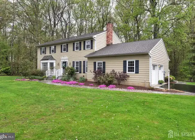 Property at 19 Monterey Dr, Princeton Junction, NJ, 08550, 6 beds, 2.5 baths, [object Object]