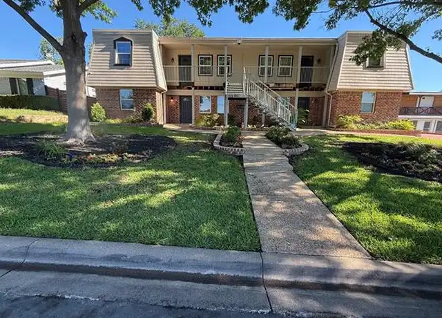 Property at 8004 Lifford St Unit B, Benbrook, TX, 76116, 2 beds, 1 bath, [object Object]