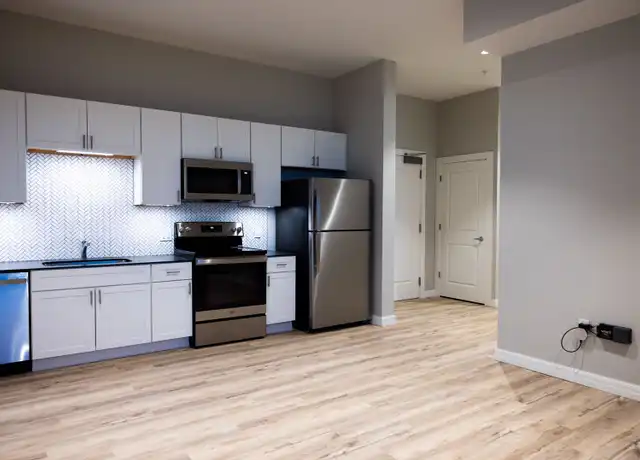 Property at 16 W 5th St Unit 407, Erie, PA, 16507, 1 bed, 1 bath, [object Object]
